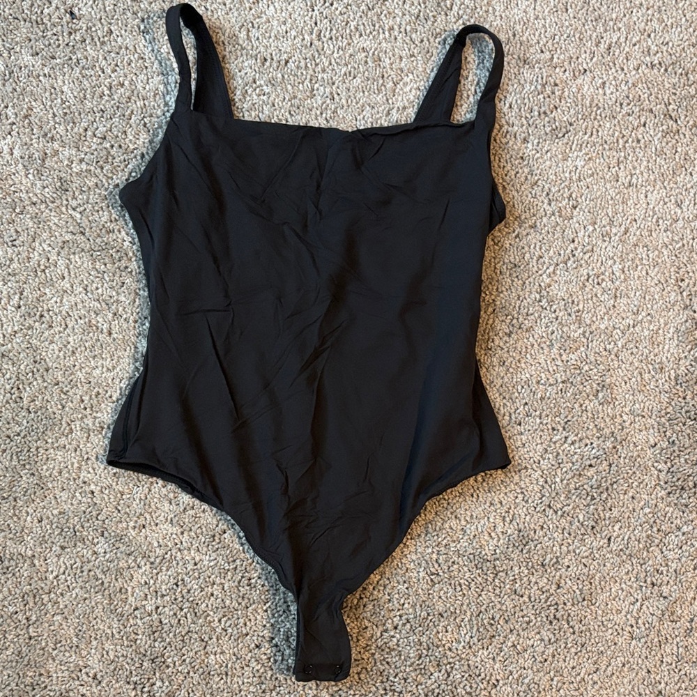 SKIMS Bodysuit